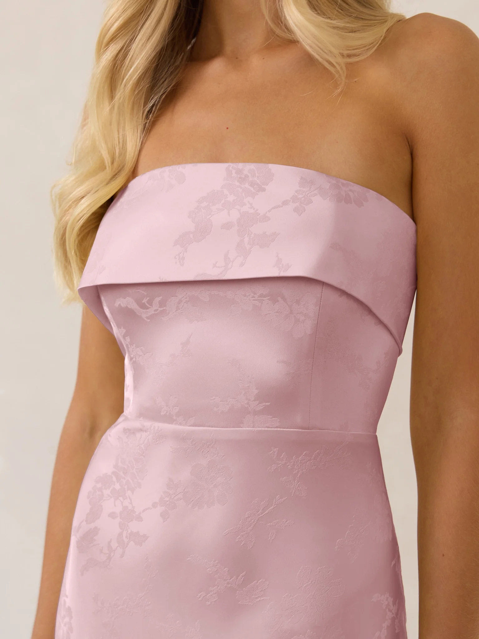 Pink Jacquard Swatch - Image 4